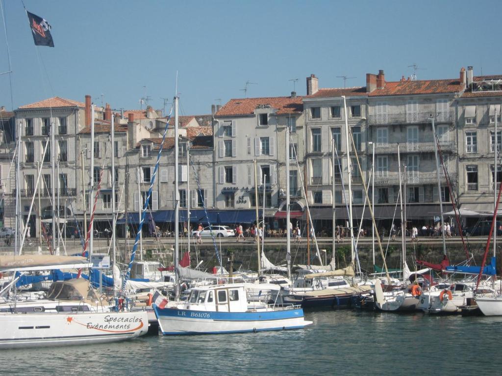 Hotel La Marine, Vieux Port La Rochelle  Exterior foto